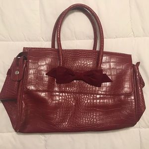 Gorgeous Burgundy Handbag 👜